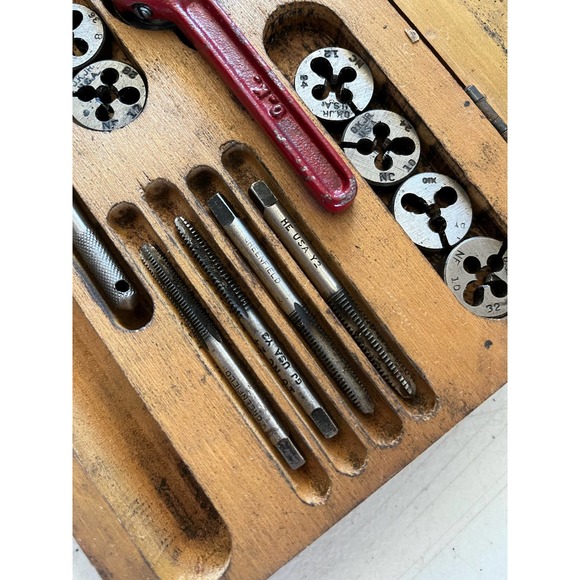 Greenfield Mass Tap & Die Set Ok Jr Vintage 99B10 - Picture 2 of 6